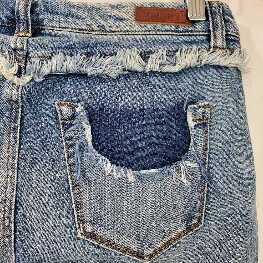 NWT Blank NYC Frayed Skinny Jeans Raw Hem Fray for Days Size 25 Boho - Picture 6 of 14